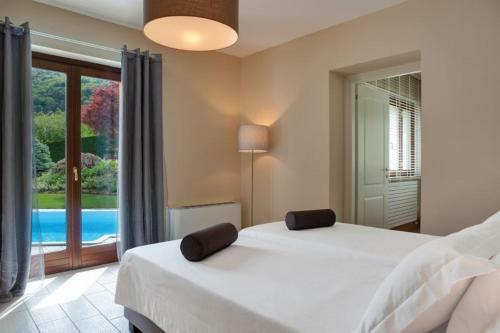 Bellagio Villa Sleeps 8 Pool Air Con Wifi