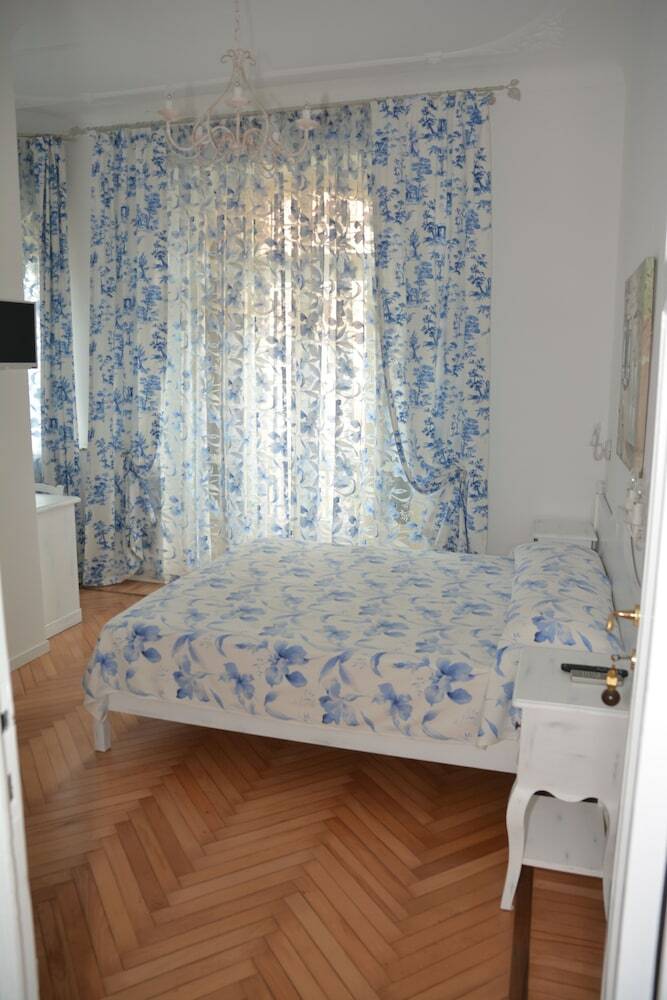 Hotel La Scogliera