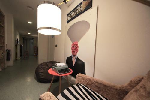 Dopa Hostel