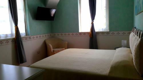 Caroline Hotel