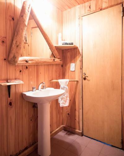 Lodge Caba�as Y Bodega Fraschetti - Niuke