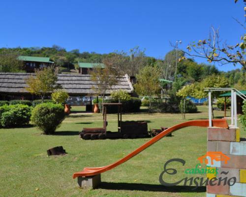 Lodge Caba�as Ensue�o