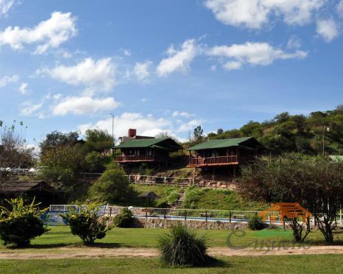 Lodge Caba�as Ensue�o