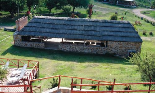 Lodge Caba�as Ensue�o