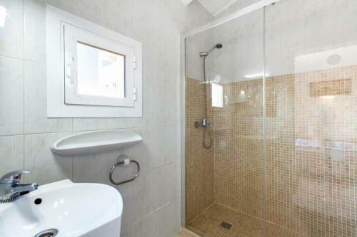 Cala D'or Villa Sleeps 6 Pool Air Con Wifi