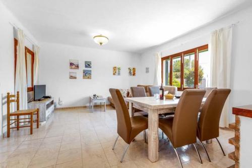 Cala D'or Villa Sleeps 6 Pool Air Con Wifi