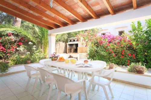 Cala D'or Villa Sleeps 8 Pool Wifi