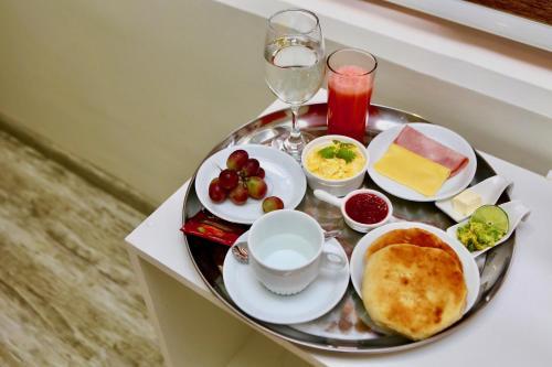 Yakana Hotel
