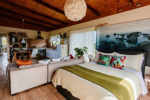 Hiku O Te Ika Home & Car