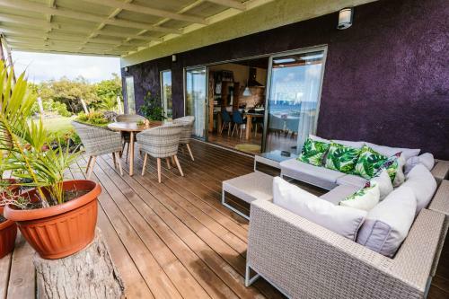 Hiku O Te Ika Home & Car