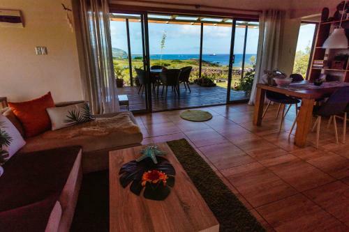 Hiku O Te Ika Home & Car