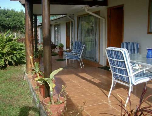 Hostal Caba�as Anariki