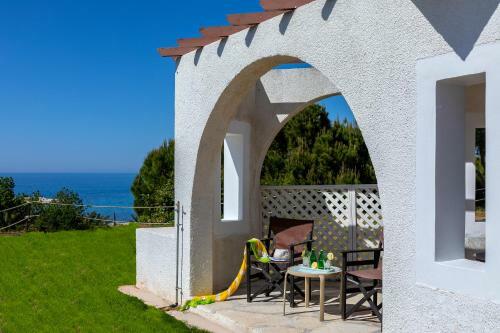 Hotel Latchi Family Resort