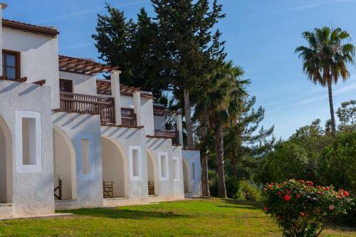 Hotel Latchi Family Resort