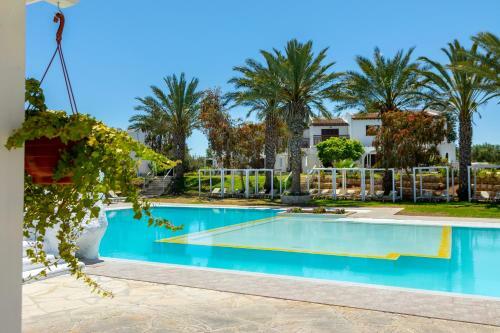 Hotel Latchi Family Resort