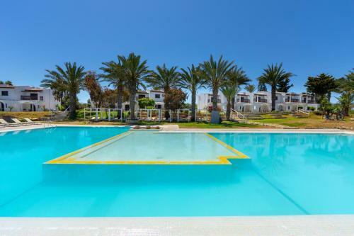 Hotel Latchi Family Resort