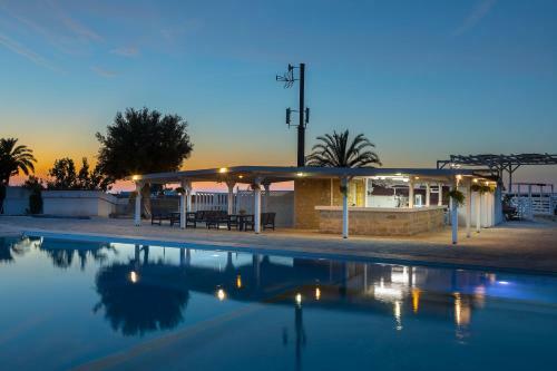 Hotel Latchi Family Resort
