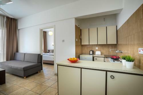 Costantiana Beach Hotel Apartments