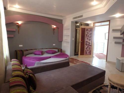 Hostal Cap Blanc Guest House