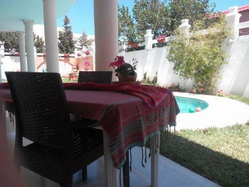 Hostal Cap Blanc Guest House