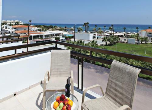 Marlita Beach Hotel Apartments