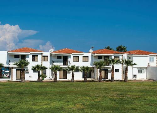 Marlita Beach Hotel Apartments