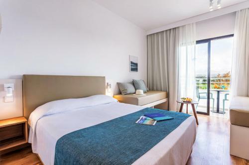Hotel Louis Phaethon Beach - All Inclusive