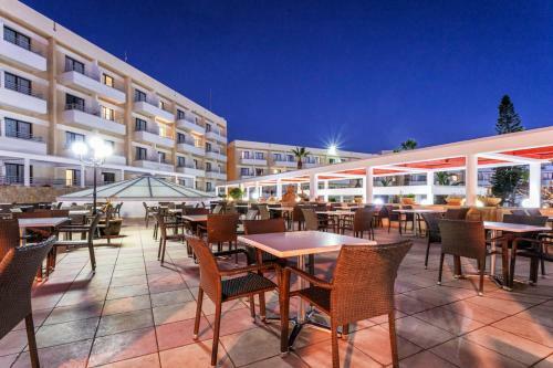 Hotel Louis Phaethon Beach - All Inclusive