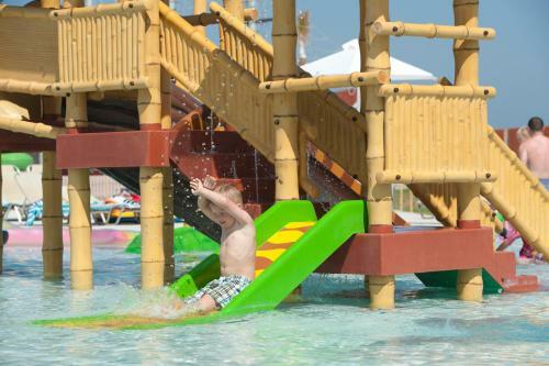Hotel Louis Phaethon Beach - All Inclusive