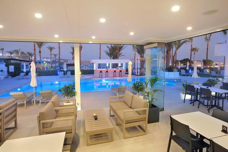 Okeanos Beach Boutique Hotel