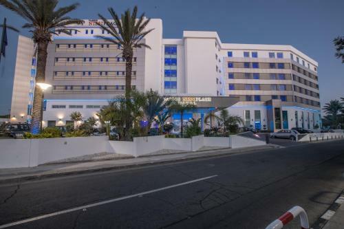 Vassos Nissi Plage Hotel