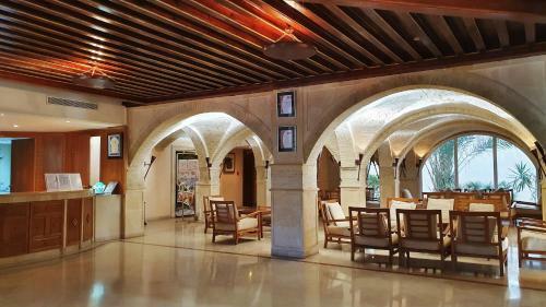 Hotel Ras El Ain