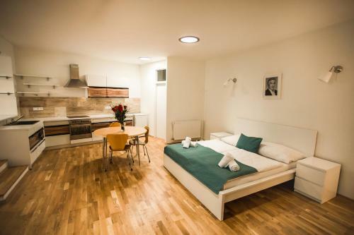 Film Hotel