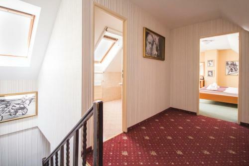 Film Hotel