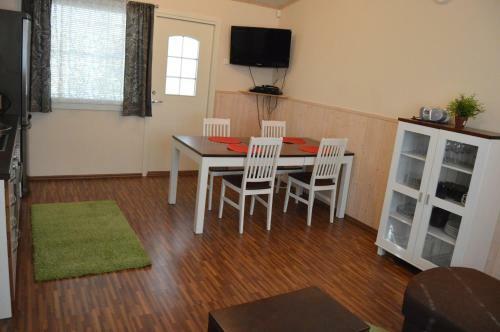 Ekokatti Cottages