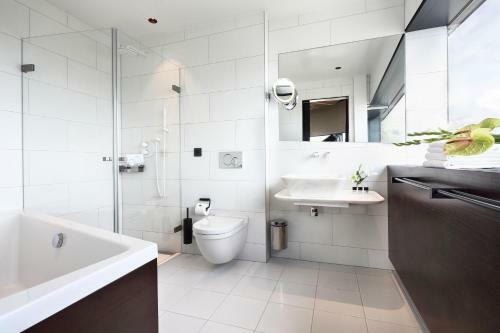 Hotel U&me; Bw Signature Collection