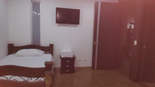 Agroturismo Castillo Del Toro