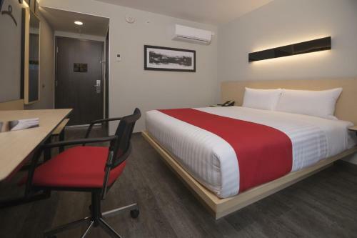 Hotel City Express Plus Medellin