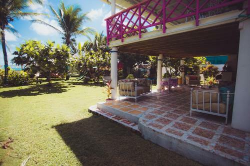 Nenes Beach House