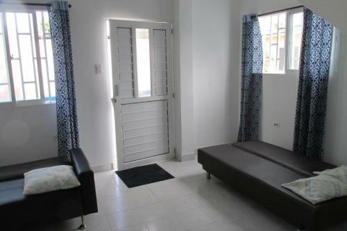 Hostal Lucillee's Lodging