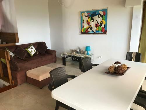 Hostal L'oceano Posada Nativa