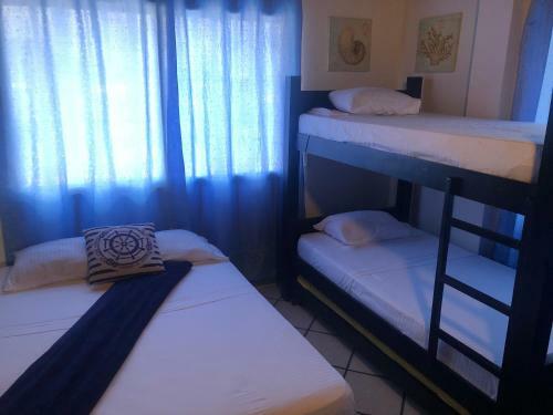 Hostal Posada Almond Bay
