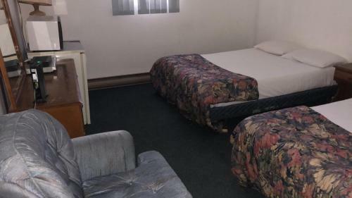 Posada Cypress Motor Inn