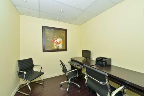 Hotel Prestige Harbourfront Resort; Bw Premier Collection