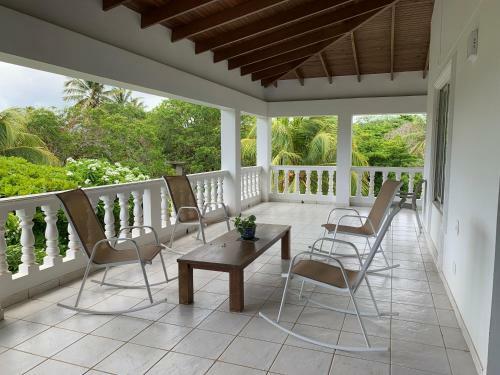 Villa Tropical Garden