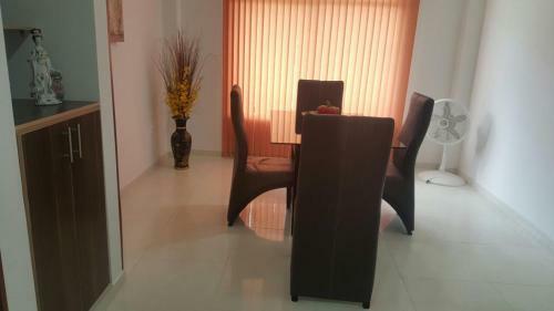 Apartamentos Turisticos Do�a Flor