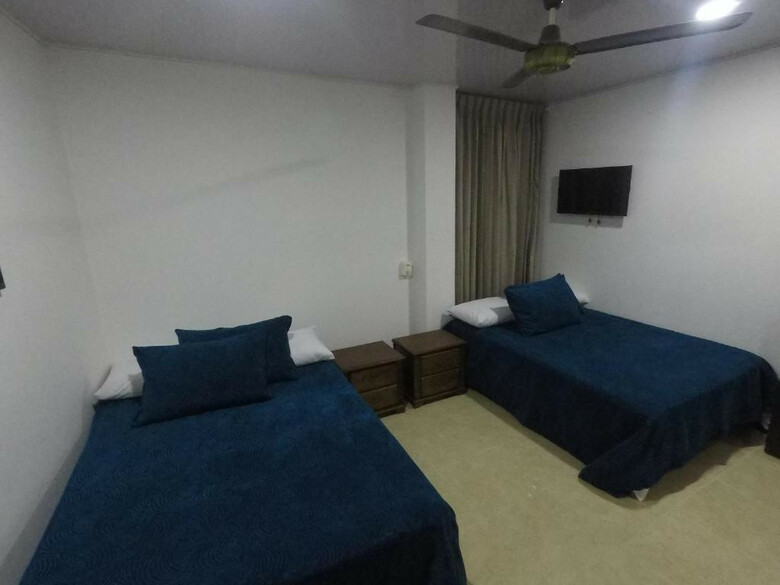 Hotel Hostal Olas