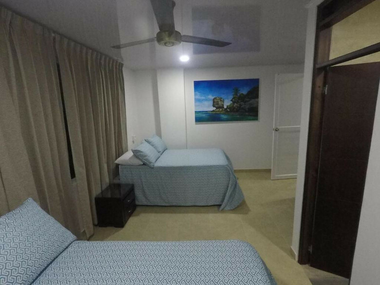Hotel Hostal Olas