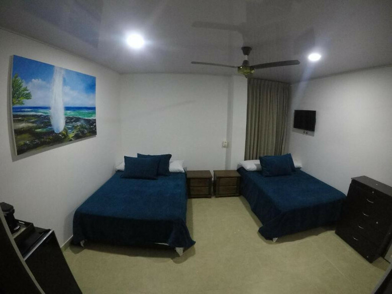 Hotel Hostal Olas