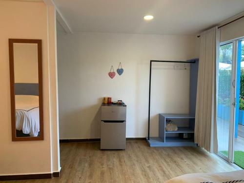 Be Happy Hotel